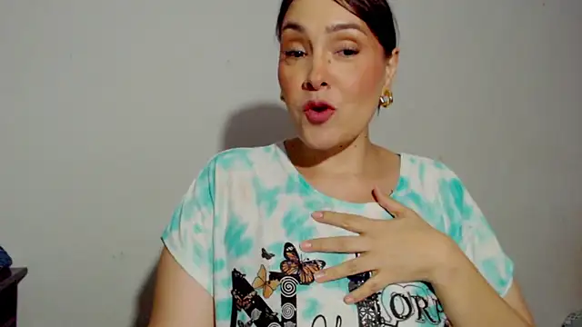 Miss Agatha online show from November 2, 2:58 am