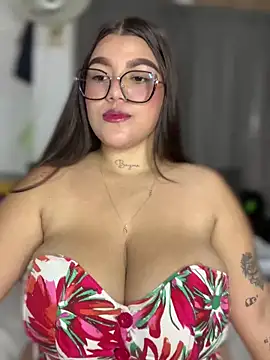 Snapshot of Michellesexxy chatting on January 11, 9:15 pm Michellesexxy online show from January 11, 9:15 pm