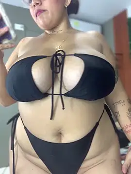 Snapshot of Michellesexxy chatting on March 16, 6:53 am Michellesexxy online show from March 16, 6:53 am
