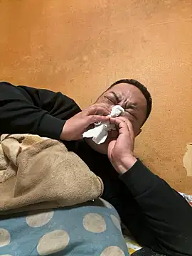 punk0805 online show from March 26, 12:44 pm