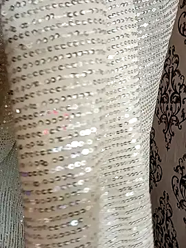 Mishika Gill online show from January 19, 8:19 pm