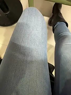 eveangelll online show from February 12, 11:18 am