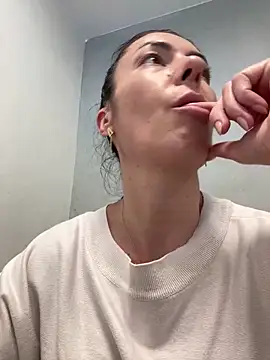 eveangelll online show from March 13, 11:08 am