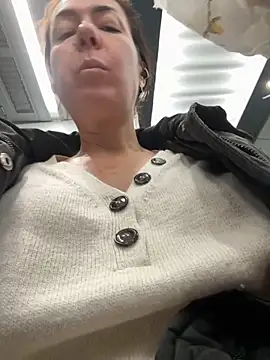 eveangelll online show from November 28, 4:59 am