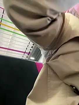 eveangelll online show from April 20, 8:50 am