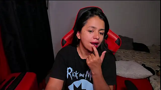 Snapshot of cory_rose chatting on October 5, 4:11 am cory rose online show from October 5, 4:11 am