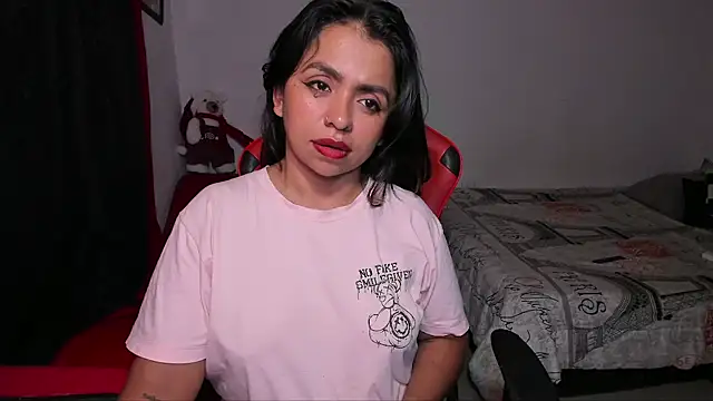 Snapshot of cory_rose chatting on November 24, 4:12 am cory rose online show from November 24, 4:12 am