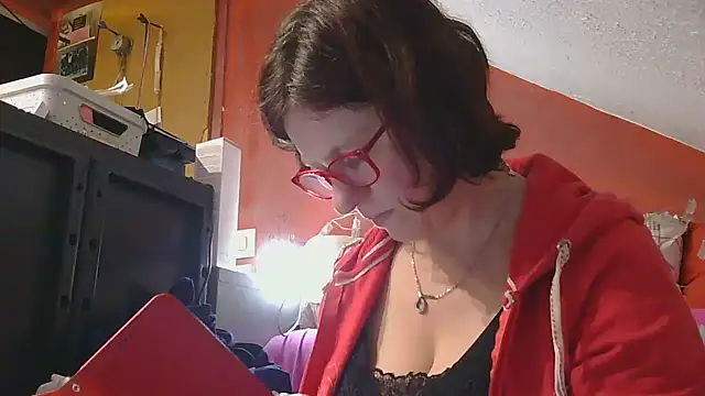 lanax online show from March 12, 1:28 pm