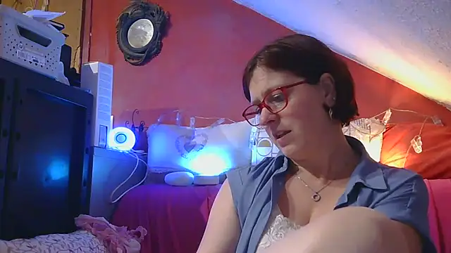 Snapshot of lanax chatting on June 1, 12:07 pm lanax online show from June 1, 12:07 pm