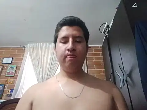 greeneyes999999999999 online show from October 9, 9:46 pm