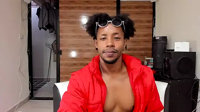 Snapshot of AlejoKhalifa_ chatting on January 25, 11:44 am AlejoKhalifa  online show from January 25, 11:44 am