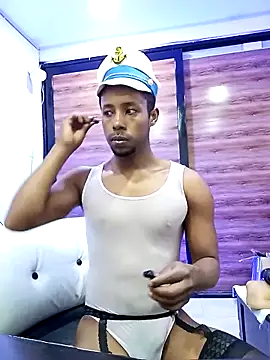 Snapshot of AlejoKhalifa_ chatting on February 15, 10:00 am AlejoKhalifa  online show from February 15, 10:00 am