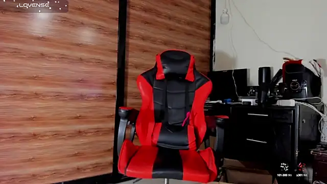 Snapshot of AlejoKhalifa_ chatting on September 21, 9:55 am AlejoKhalifa  online show from September 21, 9:55 am