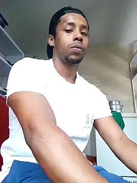 Snapshot of AlejoKhalifa_ chatting on October 7, 9:12 pm AlejoKhalifa  online show from October 7, 9:12 pm