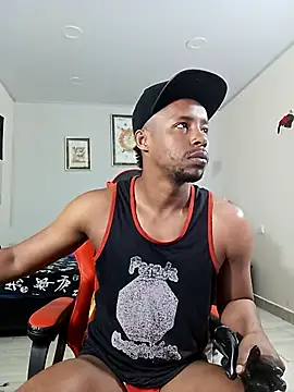 Snapshot of AlejoKhalifa_ chatting on October 18, 6:37 am AlejoKhalifa  online show from October 18, 6:37 am