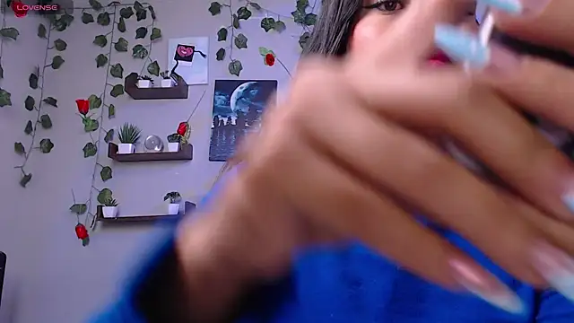 macey elliot  online show from March 6, 3:02 pm