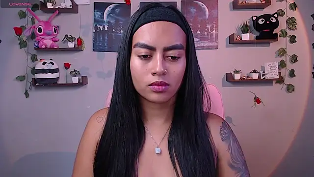 macey elliot  online show from March 10, 10:55 pm