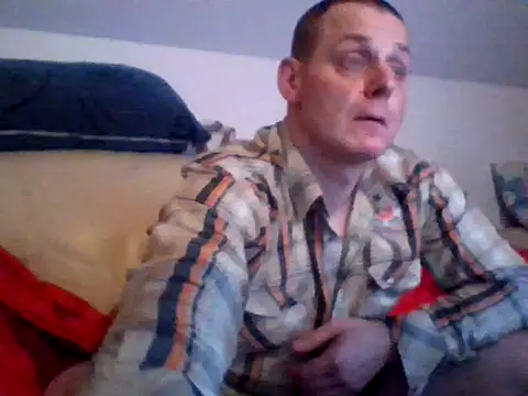 Snapshot of pauloooooborderrrr chatting on January 7, 3:36 pm pauloooooborderrrr online show from January 7, 3:36 pm