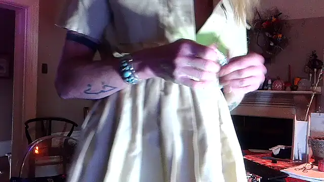 Glamazonx online show from October 29, 2:25 am