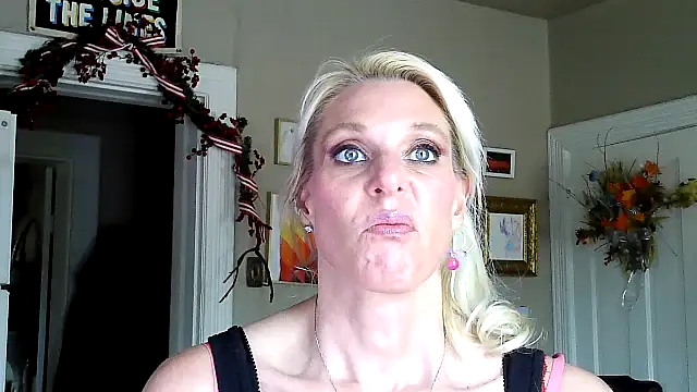 Glamazonx online show from November 29, 9:07 pm