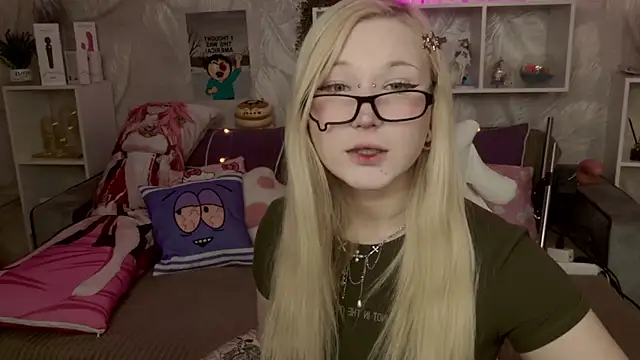 MeowkaKitty online show from January 19, 1:53 am