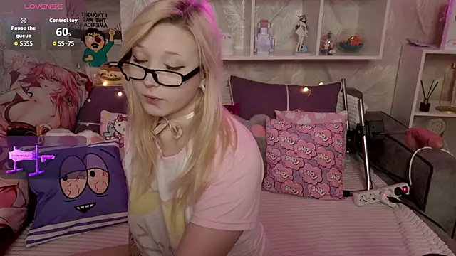 MeowkaKitty online show from February 16, 2:40 am