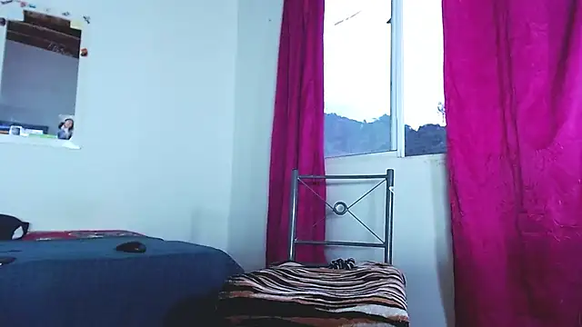 Trix fiore oficial online show from February 3, 11:05 pm