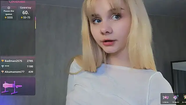 Snapshot of Britney_Lynch chatting on March 20, 1:57 am Britney Lynch online show from March 20, 1:57 am