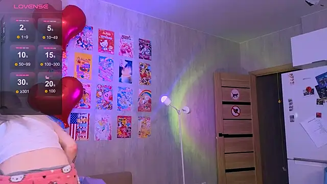 Britney Lynch online show from February 21, 7:09 am