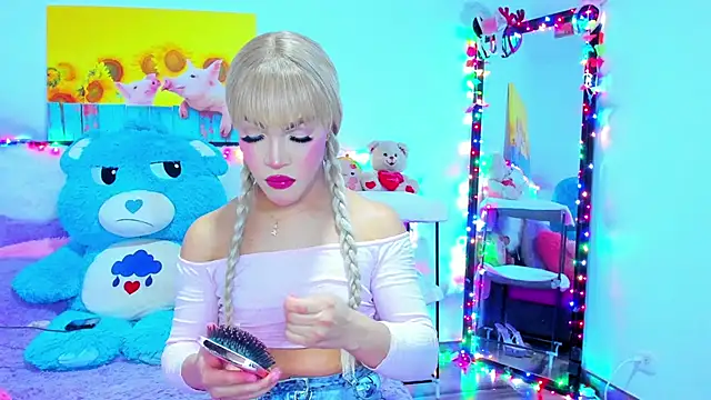 Snapshot of Candy_Candy__ chatting on February 3, 3:59 am Candy Candy online show from February 3, 3:59 am