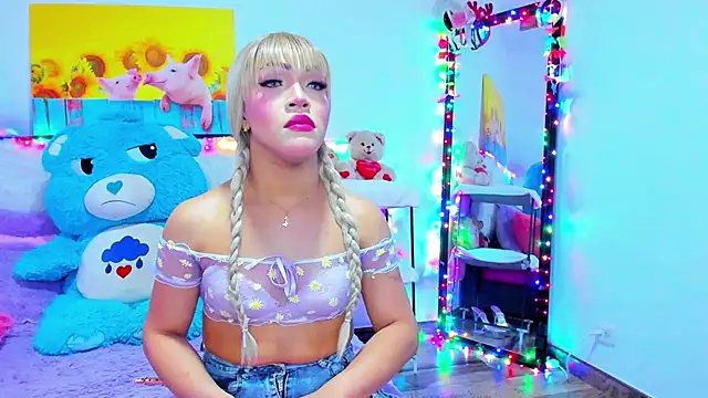 Snapshot of Candy_Candy__ chatting on February 4, 7:53 pm Candy Candy online show from February 4, 7:53 pm