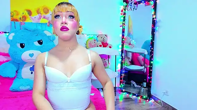 Candy Candy   online show from April 24, 11:07 pm