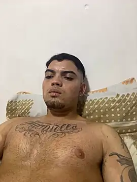 Snapshot of hypefock chatting on January 15, 11:40 pm hypefock online show from January 15, 11:40 pm