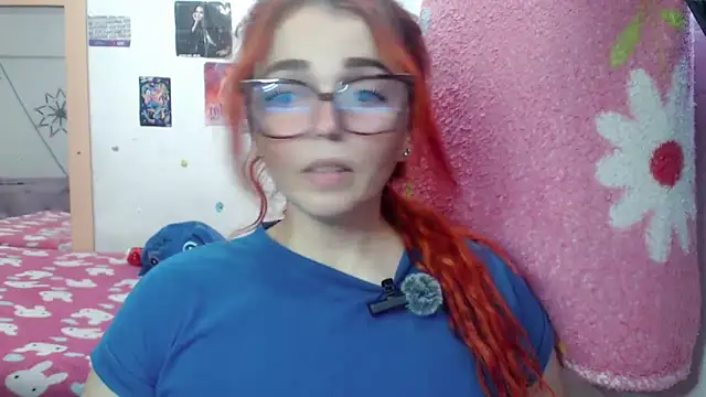 Snapshot of Alexatexa2929 chatting on December 4, 9:46 pm Alexatexa2929 online show from December 4, 9:46 pm