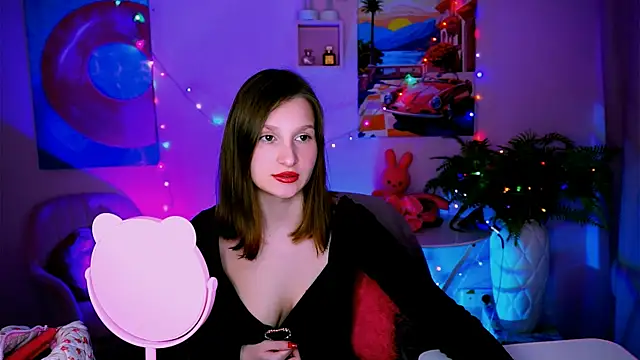 EllaHorton online show from April 28, 7:41 pm