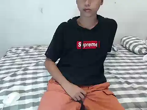 Asiantwink21 online show from January 11, 8:25 pm