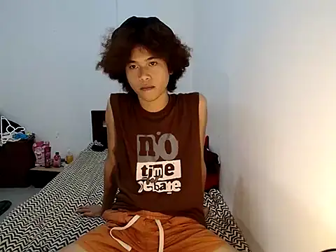 Asiantwink21 online show from June 22, 6:27 pm