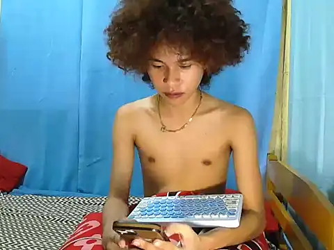 Asiantwink21 online show from July 29, 11:41 am