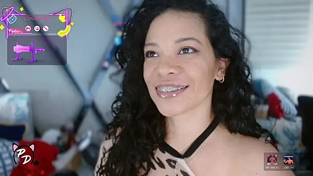 paula daniela1 online show from April 16, 10:23 pm