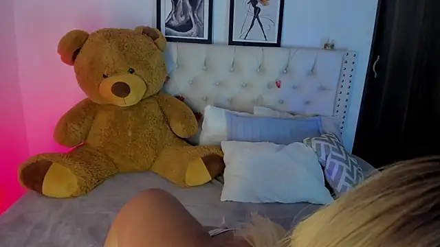 taylor-sexyy online show from March 26, 5:35 am