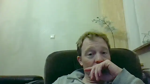 bertolini online show from March 26, 10:04 pm