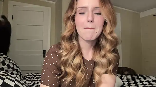 sexylilly69 online show from June 10, 2:56 am