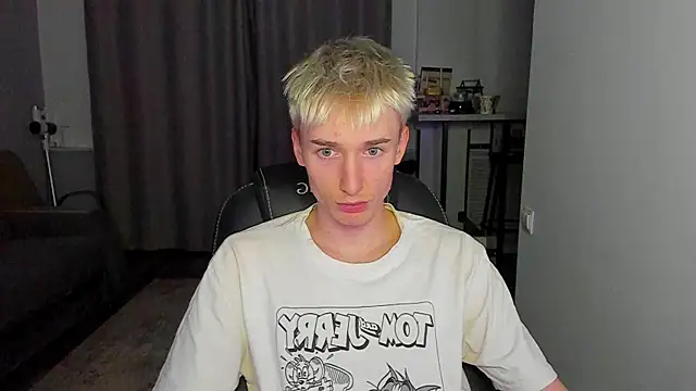 Snapshot of vibemygirl chatting on September 21, 1:46 pm vibemygirl online show from September 21, 1:46 pm