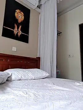 Snapshot of Sexy-Aljan chatting on December 24, 12:44 pm Sexy-Aljan online show from December 24, 12:44 pm