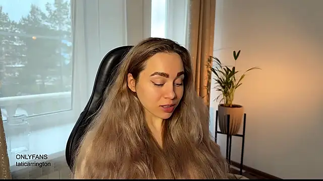 Snapshot of hotexclusive_ chatting on October 29, 4:37 am hotexclusive  online show from October 29, 4:37 am