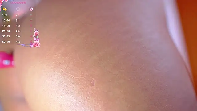 abbyhill27 online show from December 30, 11:49 pm