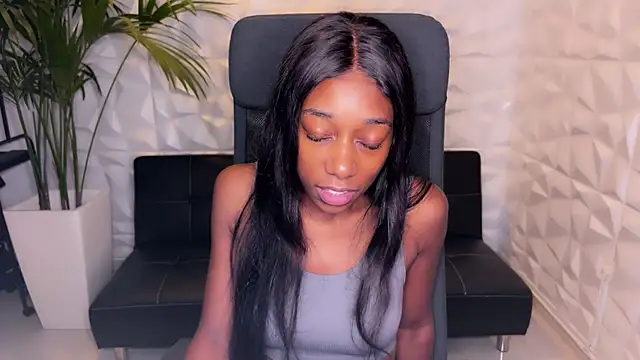 smileybabe online show from December 11, 6:47 am