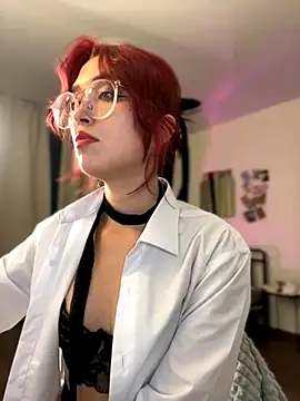 Snapshot of Evangeline_Lawrence_ chatting on October 15, 5:57 pm Evangeline Lawrence  online show from October 15, 5:57 pm