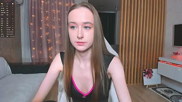 Snapshot of Sweett_Monica chatting on March 14, 5:13 pm Sweett Monica online show from March 14, 5:13 pm