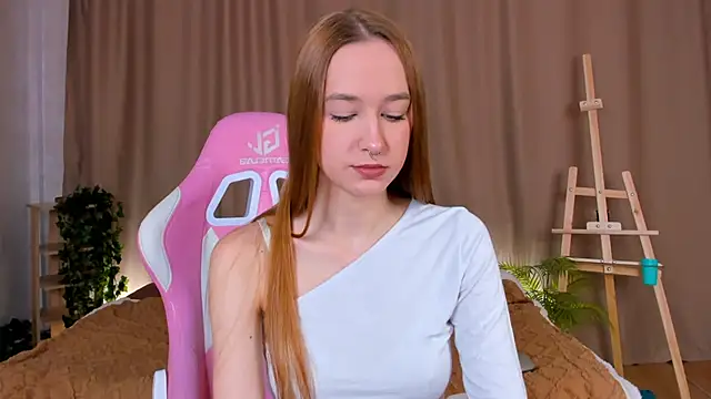 Snapshot of Sweett_Monica chatting on September 16, 1:28 am Sweett Monica online show from September 16, 1:28 am